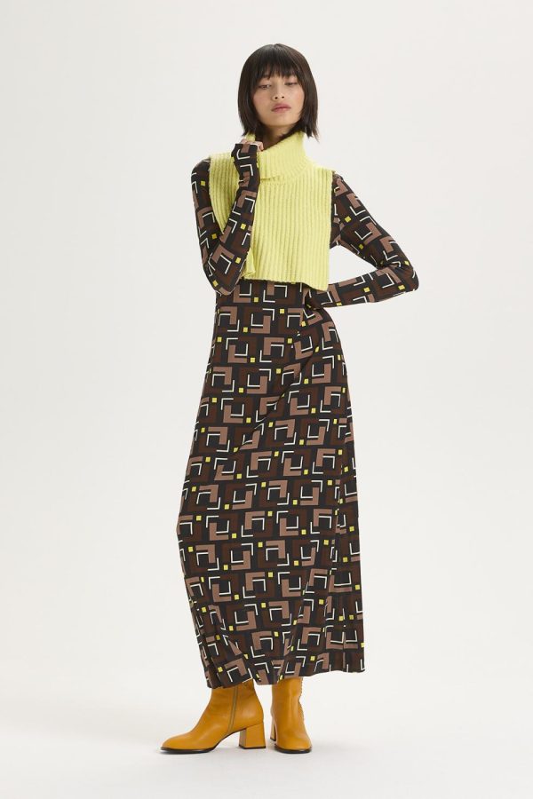 Summitandsea.shop989f0cab6a 2