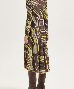 Summitandsea.shopeb1309274c 1